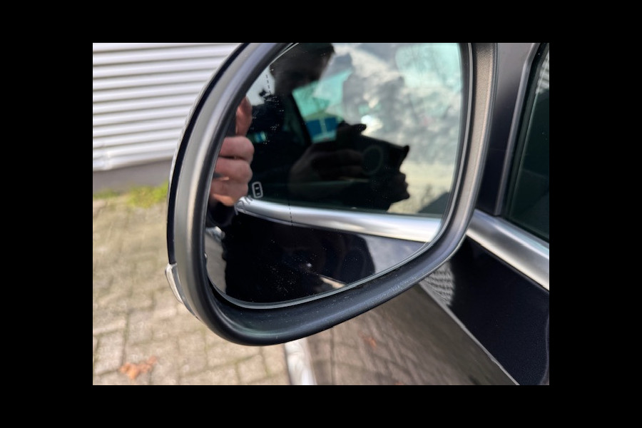 Volkswagen Sharan 1.4 TSI Exclusive Automaat,7Persoons,trekhaak,Carplay,Android,Navigatie,stoelverwarming,parkeersensoren,