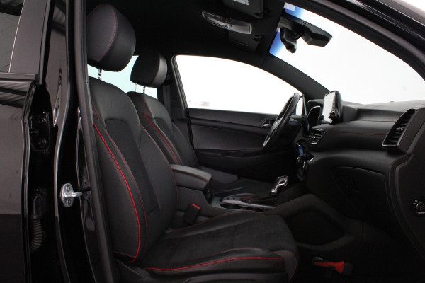 Hyundai Tucson 1.6 T-GDI N-Line 177pk/Trekhaak/360°/Phantom Black/19inch/Automaat/All season banden...