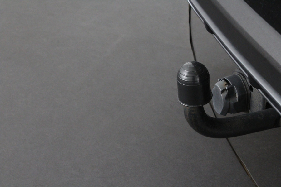 Hyundai Tucson 1.6 T-GDI N-Line 177pk/Trekhaak/360°/Phantom Black/19inch/Automaat/All season banden...