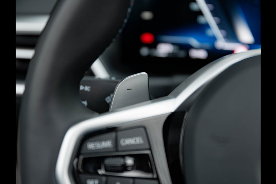 BMW 4 Serie Cabrio M440i xDrive - Facelift - Individual Leder - Adaptive LED - Head-up