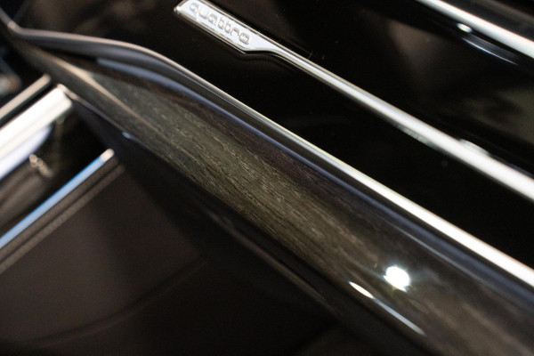 Audi Q8 60 TFSI e quattro Pro Line S Competition *Bang & Olufsen / AWD-Besturing / Stoelventilatie + Massage / Panorama / Soft-Close / HUD / Memory*