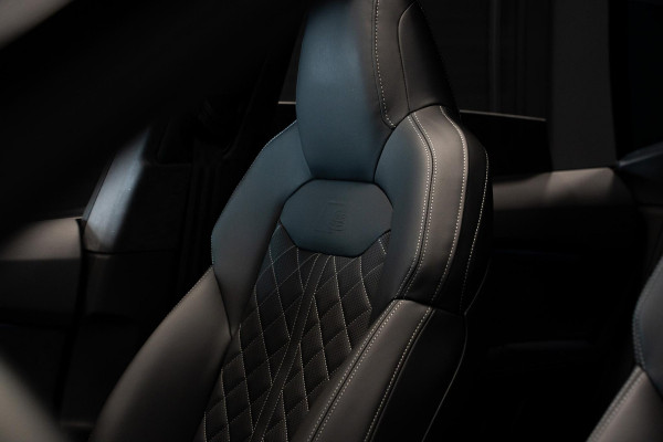 Audi Q8 60 TFSI e quattro Pro Line S Competition *Bang & Olufsen / AWD-Besturing / Stoelventilatie + Massage / Panorama / Soft-Close / HUD / Memory*