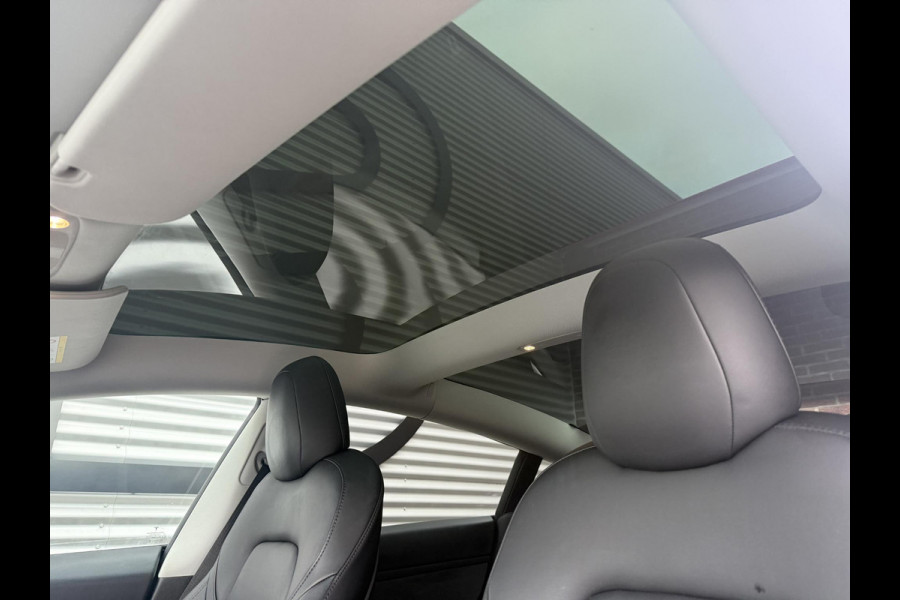 Tesla Model 3 Long Range AWD 75 kWh SoH 88,5%|Navi|Pano|Camera|Clima|Cruise|NL-Auto|N.A.P|APK tot 12-2026