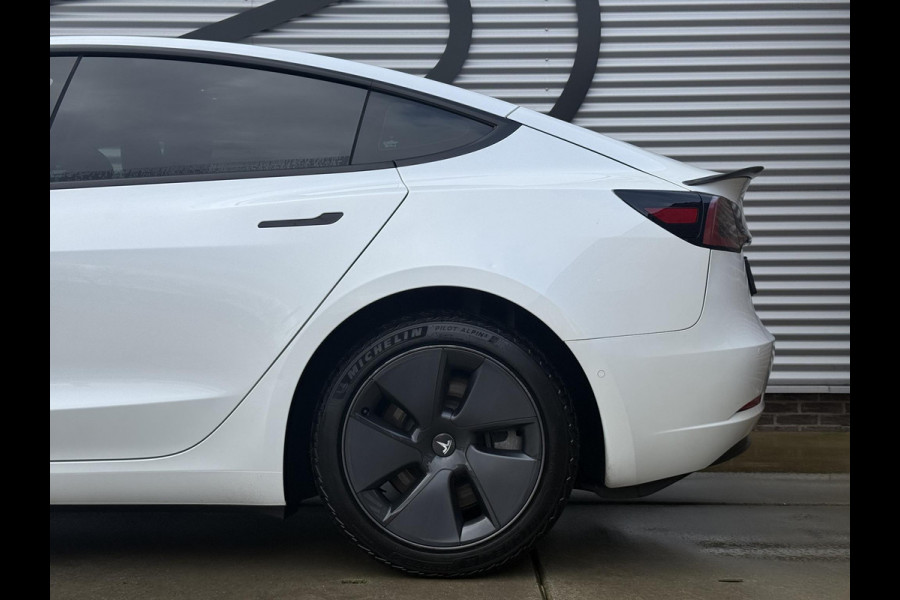 Tesla Model 3 Long Range AWD 75 kWh SoH 88,5%|Navi|Pano|Camera|Clima|Cruise|NL-Auto|N.A.P|APK tot 12-2026