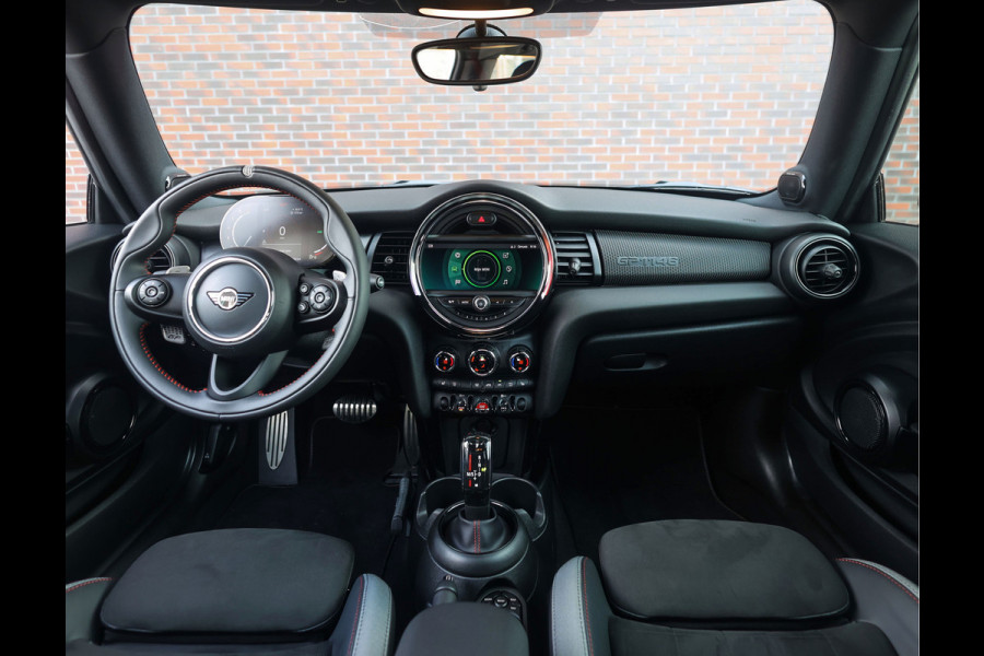 MINI Mini 2.0 John Cooper Works GP | 1/3000 - Eventuri - Remus - AST onderstel