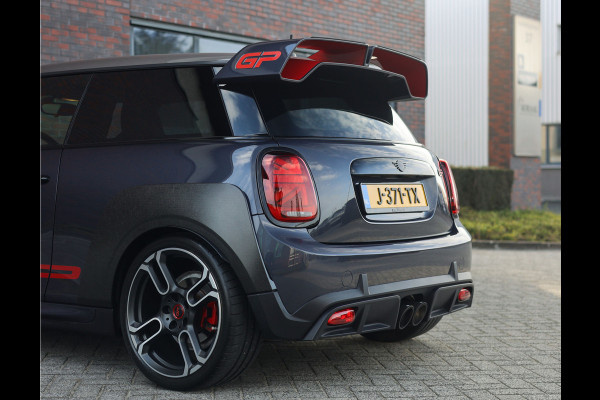 MINI Mini 2.0 John Cooper Works GP | 1/3000 - Eventuri - Remus - AST onderstel