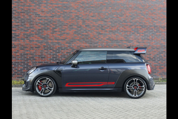 MINI Mini 2.0 John Cooper Works GP | 1/3000 - Eventuri - Remus - AST onderstel