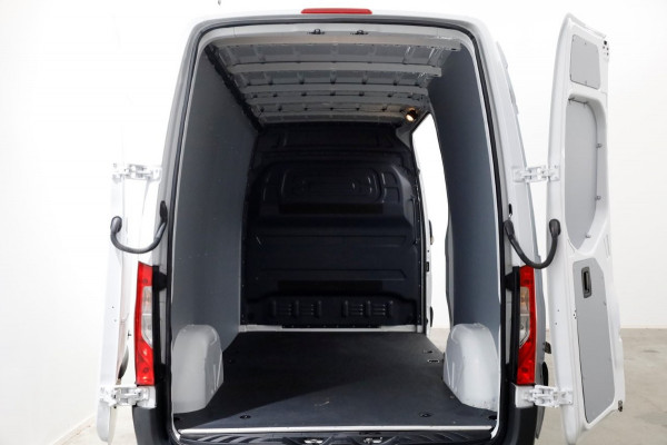 Mercedes-Benz Sprinter 311 CDI 115pk L2H2 Airco/Carplay 10-2023