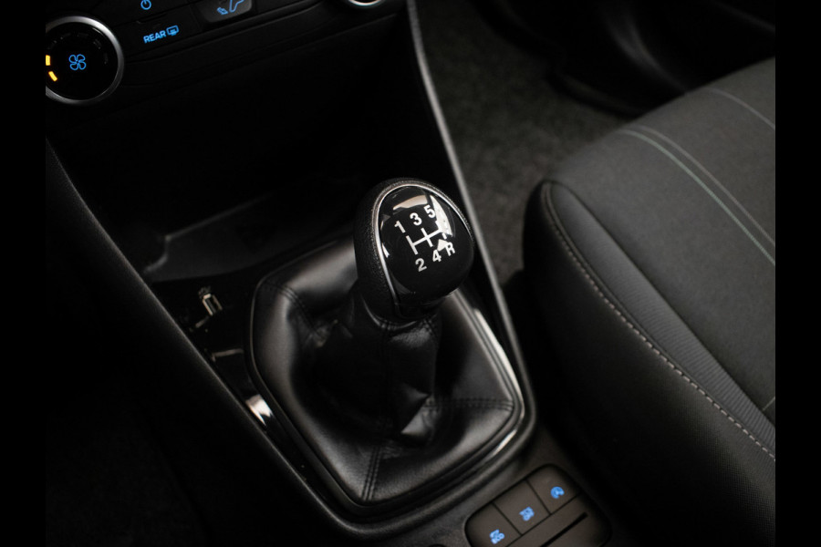 Ford Fiesta 1.1 Sport (APPLE CARPLAY,NAVI,LED,PDC,LANE ASSIST,DAB,BLUETOOTH,SPORTSTOELEN,LM VELGEN,NIEUWE APK,NETTE STAAT)