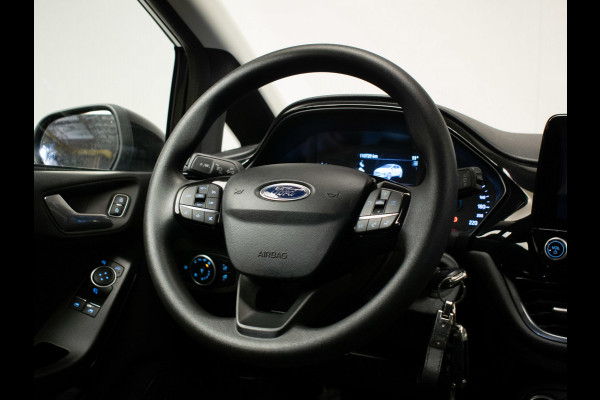 Ford Fiesta 1.1 Sport (APPLE CARPLAY,NAVI,LED,PDC,LANE ASSIST,DAB,BLUETOOTH,SPORTSTOELEN,LM VELGEN,NIEUWE APK,NETTE STAAT)