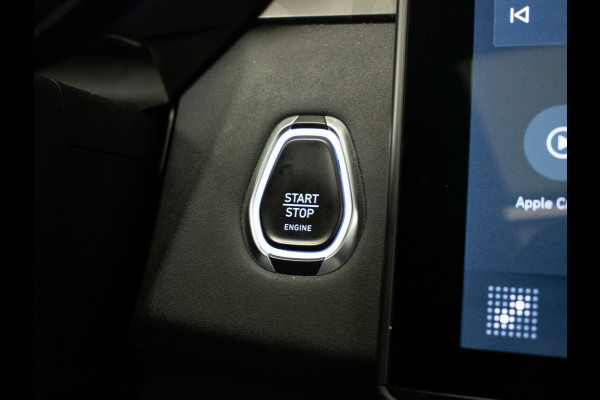 Lynk & Co 01 1.5 Sport (PANORAMADAK,APPLE CARPLAY,NAVI,CAMERA,360 VIEW,PDC,STOELVERWARMING,LED,GETINT,SPORTSTOELEN,LM VELGEN)