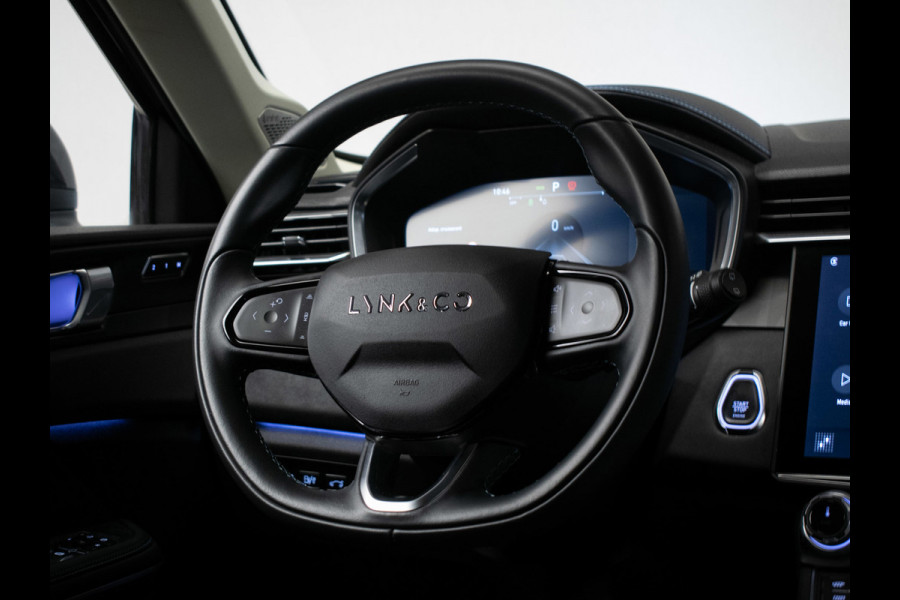 Lynk & Co 01 1.5 Sport (PANORAMADAK,APPLE CARPLAY,NAVI,CAMERA,360 VIEW,PDC,STOELVERWARMING,LED,GETINT,SPORTSTOELEN,LM VELGEN)