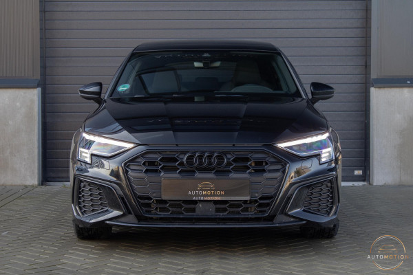 Audi A3 Sportback 45 TFSIe S S-line Panoramadak Camera Matrix Sfeer