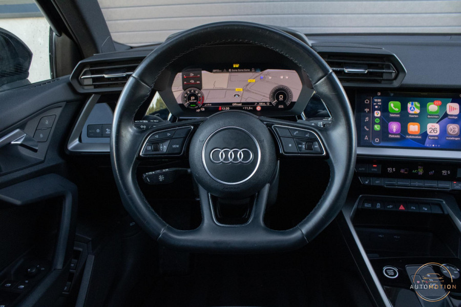 Audi A3 Sportback 45 TFSIe S S-line Panoramadak Camera Matrix Sfeer