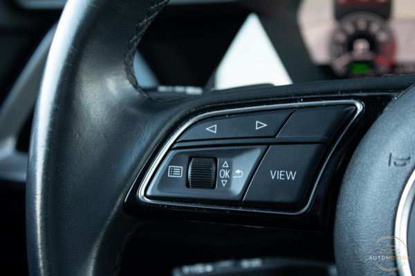 Audi A3 Sportback 45 TFSIe S S-line Panoramadak Camera Matrix Sfeer