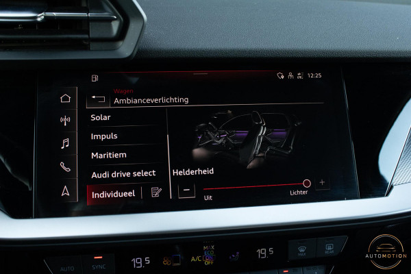 Audi A3 Sportback 45 TFSIe S S-line Panoramadak Camera Matrix Sfeer