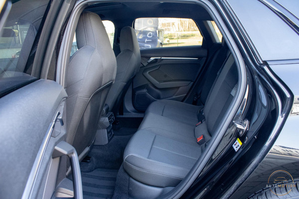 Audi A3 Sportback 45 TFSIe S S-line Panoramadak Camera Matrix Sfeer