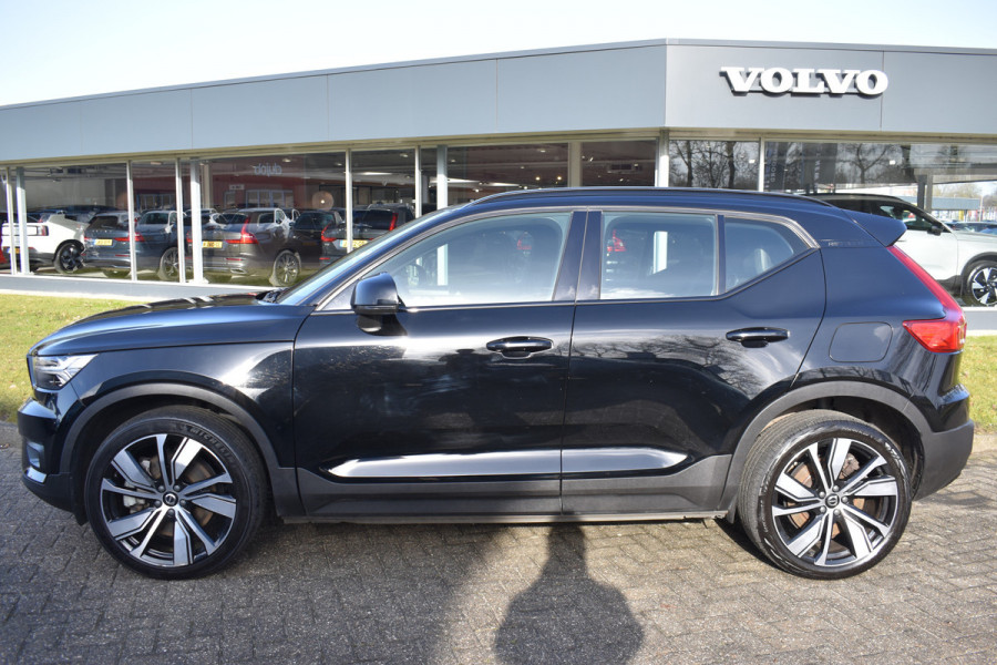 Volvo XC40 Recharge AWD 408PK R-Design | Carplay | 20'' LMV | Trekhaak | ACC | Elektr. Achterklep | Blis | Keyless