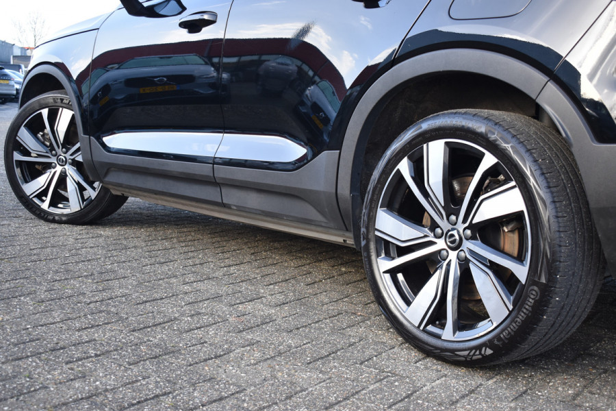 Volvo XC40 Recharge AWD 408PK R-Design | Carplay | 20'' LMV | Trekhaak | ACC | Elektr. Achterklep | Blis | Keyless