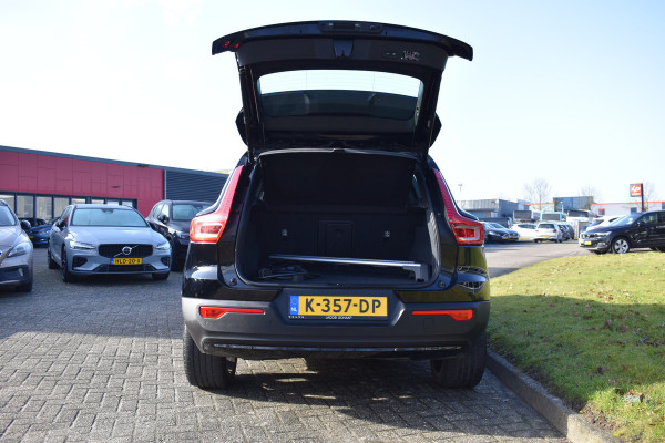 Volvo XC40 Recharge AWD 408PK R-Design | Carplay | 20'' LMV | Trekhaak | ACC | Elektr. Achterklep | Blis | Keyless