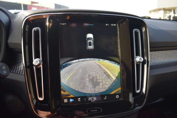 Volvo XC40 Recharge AWD 408PK R-Design | Carplay | 20'' LMV | Trekhaak | ACC | Elektr. Achterklep | Blis | Keyless
