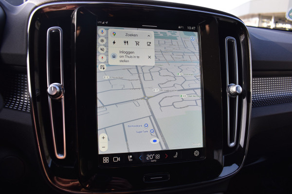 Volvo XC40 Recharge AWD 408PK R-Design | Carplay | 20'' LMV | Trekhaak | ACC | Elektr. Achterklep | Blis | Keyless