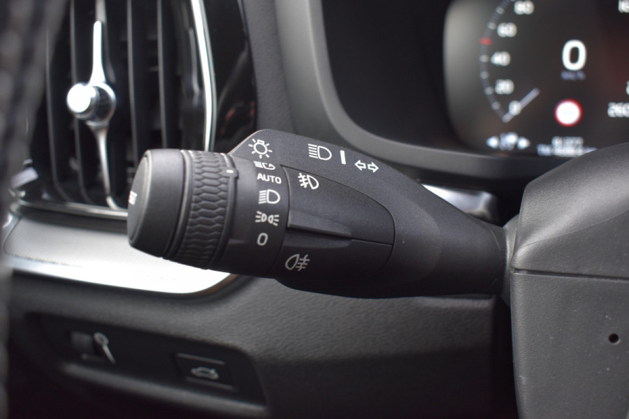 Volvo S60 T5 251PK Autmaat Intro Edition | Carplay | Leder | ACC | PDC V/A | Keyless | Blis | Camera Achter