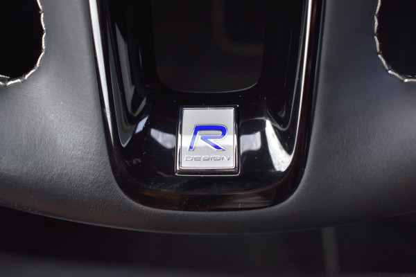 Volvo S60 T5 251PK Autmaat Intro Edition | Carplay | Leder | ACC | PDC V/A | Keyless | Blis | Camera Achter