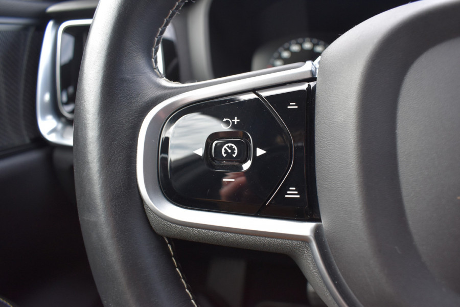 Volvo S60 T5 251PK Autmaat Intro Edition | Carplay | Leder | ACC | PDC V/A | Keyless | Blis | Camera Achter
