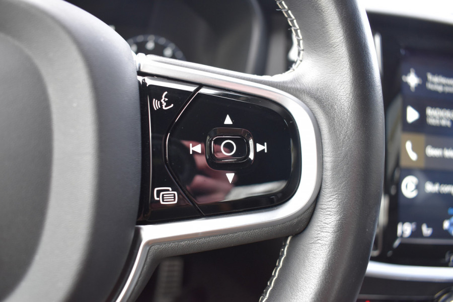 Volvo S60 T5 251PK Autmaat Intro Edition | Carplay | Leder | ACC | PDC V/A | Keyless | Blis | Camera Achter