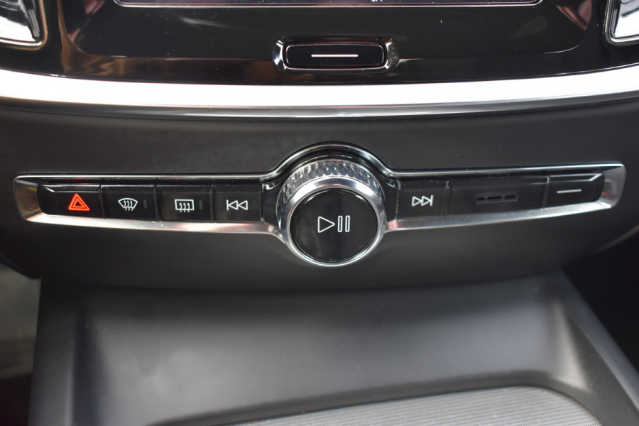 Volvo S60 T5 251PK Autmaat Intro Edition | Carplay | Leder | ACC | PDC V/A | Keyless | Blis | Camera Achter