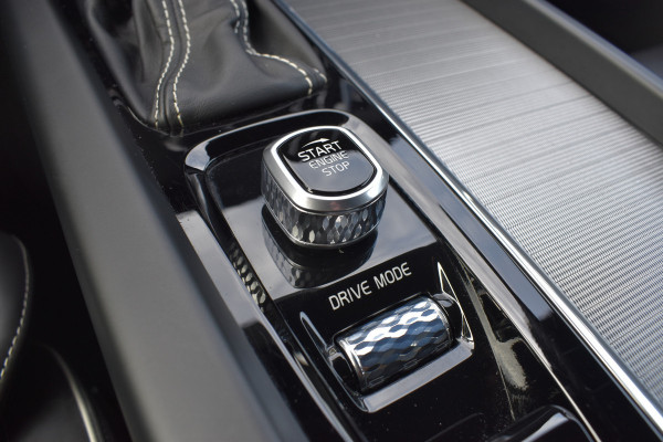 Volvo S60 T5 251PK Autmaat Intro Edition | Carplay | Leder | ACC | PDC V/A | Keyless | Blis | Camera Achter