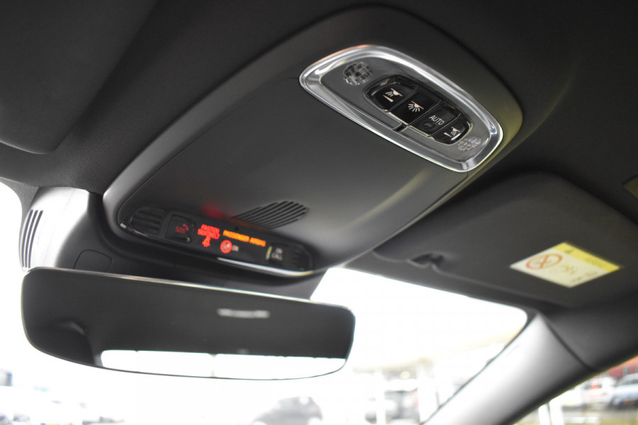 Volvo S60 T5 251PK Autmaat Intro Edition | Carplay | Leder | ACC | PDC V/A | Keyless | Blis | Camera Achter