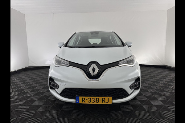 Renault ZOE R110 Life 52 kWh (Owned-Battery) [ 3-Fase-22kW ] {SOH-86%} Aut. *HEATPUMP | FULL-LED | LEATHER-FABRIC | DIGI-COCKPIT | CAMERA | NAVI-FULLMAP | DAB+ | KEYLESS | HEATED-COMFORTSEATS | LANE-ASSIST | 16''ALU*