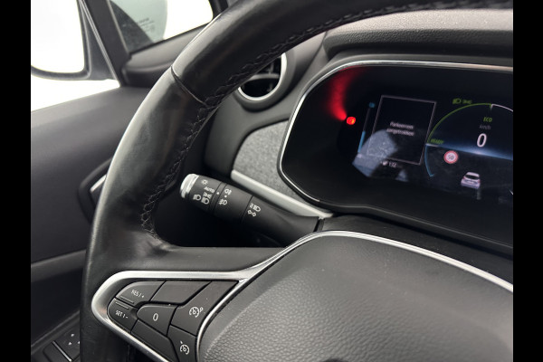 Renault ZOE R110 Life 52 kWh (Owned-Battery) [ 3-Fase-22kW ] {SOH-86%} Aut. *HEATPUMP | FULL-LED | LEATHER-FABRIC | DIGI-COCKPIT | CAMERA | NAVI-FULLMAP | DAB+ | KEYLESS | HEATED-COMFORTSEATS | LANE-ASSIST | 16''ALU*
