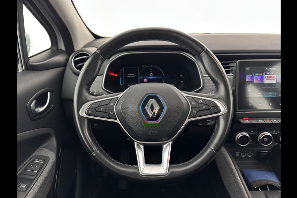 Renault ZOE R110 Life 52 kWh (Owned-Battery) [ 3-Fase-22kW ] {SOH-86%} Aut. *HEATPUMP | FULL-LED | LEATHER-FABRIC | DIGI-COCKPIT | CAMERA | NAVI-FULLMAP | DAB+ | KEYLESS | HEATED-COMFORTSEATS | LANE-ASSIST | 16''ALU*