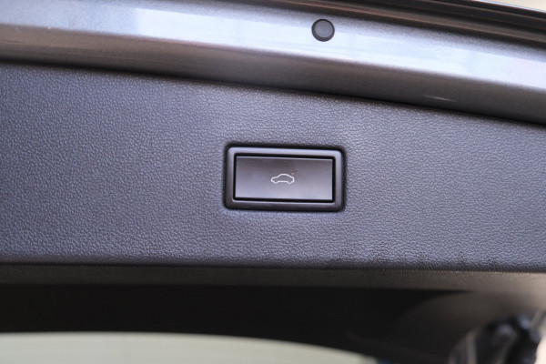 Volkswagen Tiguan Allspace 1.5 TSI Highline Business R-Line Automaat - N.A.P. Schuif/Panodak, Carplay, Camera, PDC, Navi.