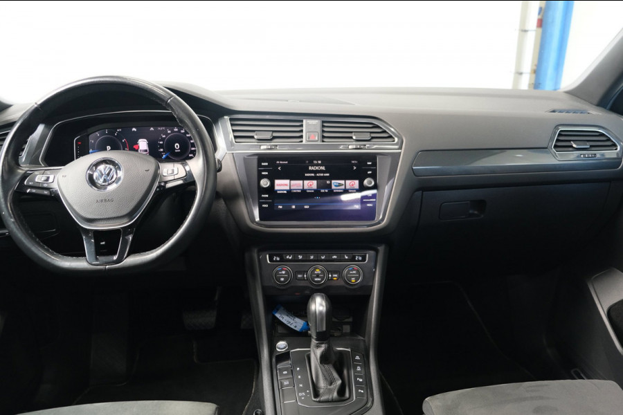 Volkswagen Tiguan Allspace 1.5 TSI Highline Business R-Line Automaat - N.A.P. Schuif/Panodak, Carplay, Camera, PDC, Navi.