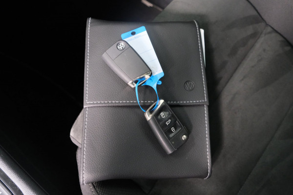 Volkswagen Tiguan Allspace 1.5 TSI Highline Business R-Line Automaat - N.A.P. Schuif/Panodak, Carplay, Camera, PDC, Navi.