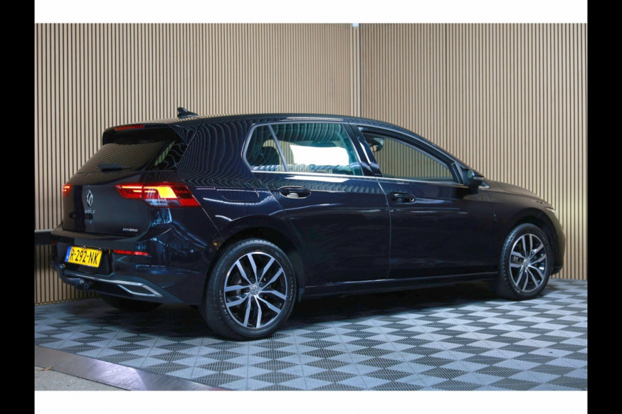 Volkswagen Golf 1.4 eHybrid Style PANO CARPLAY ACC CAMERA SFEER "22