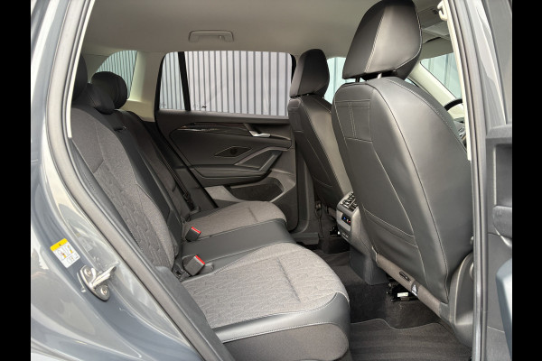 Volkswagen Tiguan 1.5 eTSI Life Edition | Trekhaak wegkl. | Side Assist | Camera | Stuur & Stoel verw. | Prijs Rijklaar!!