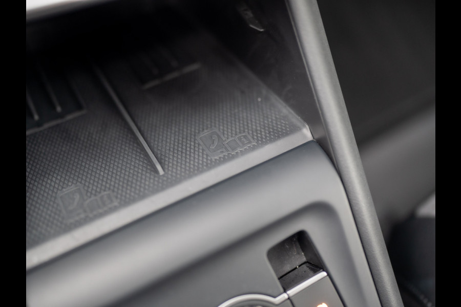 Volkswagen Tiguan 1.5 eTSI Life Edition | Trekhaak wegkl. | Side Assist | Camera | Stuur & Stoel verw. | Prijs Rijklaar!!