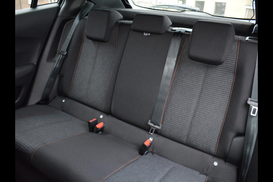 Peugeot 2008 1.2 Hybrid 145 Style Navigatie | Automaat