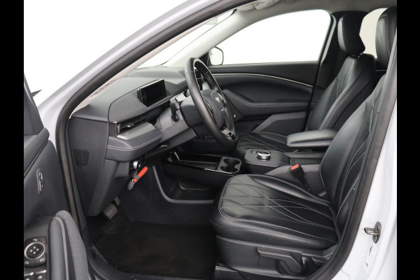 Ford Mustang Mach-E RWD 75kWh | SOH 92% | Leder | 360 Camera | Stoelverwarming | Adaptive cruise | B&O Sound | Stuurverwarming | Carplay | Navigatie | Park Assist | Full LED