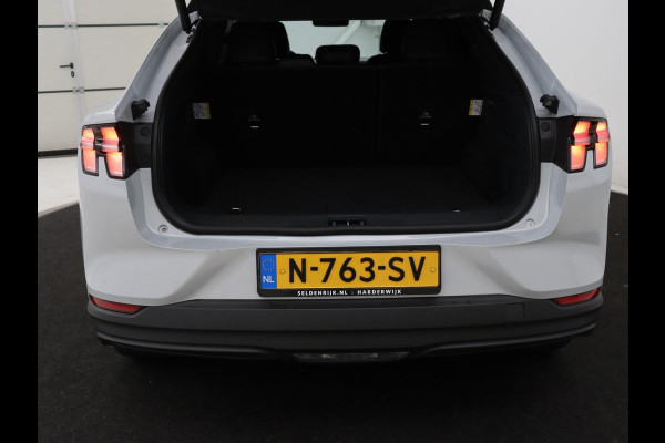Ford Mustang Mach-E RWD 75kWh | SOH 92% | Leder | 360 Camera | Stoelverwarming | Adaptive cruise | B&O Sound | Stuurverwarming | Carplay | Navigatie | Park Assist | Full LED