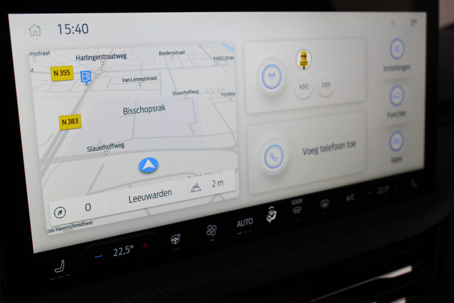 Ford Kuga 2.5-243pk PHEV ST-Line X. Trekgewicht 2.100kg. Nieuw Model ! Van €. 54.937,- voor €. 43.735,- Trekgewicht van 2.100kg ! Elektr. panodak., elektr. trekhaak, stoel-, stuur- en voorraamverw., 360gr. Camera, HUD, AppleCarplay/Androidauto, Elektr. verstelb. comfortstoelen, LED verl.