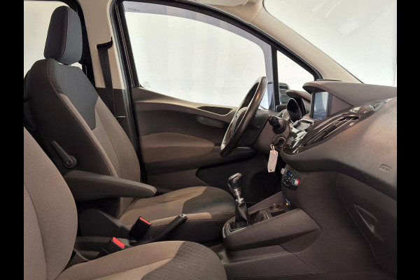 Ford Tourneo Courier 1.0 Titanium / Navi / Camera / Clima