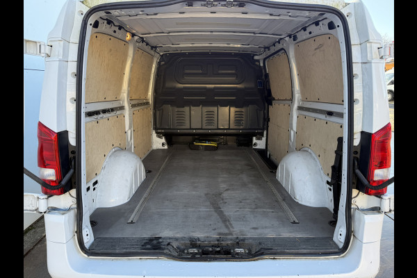 Mercedes-Benz eVito 112 66kWh 280km WLTP 94.7% (SOH) Snelladen LED L2H1 Climate Control Cruise Control Carplay Camera Stoelverwarming