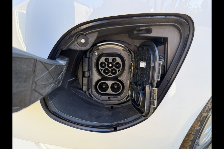 Mercedes-Benz eVito 112 66kWh 280km WLTP 94.7% (SOH) Snelladen LED L2H1 Climate Control Cruise Control Carplay Camera Stoelverwarming