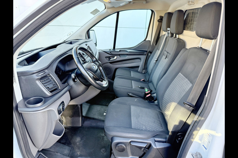 Ford Transit Custom 300 2.0 TDCI 130PK Automaat L1H1 LED Airco Cruise Control Stoelverwarming Parkeersensoren voor achter